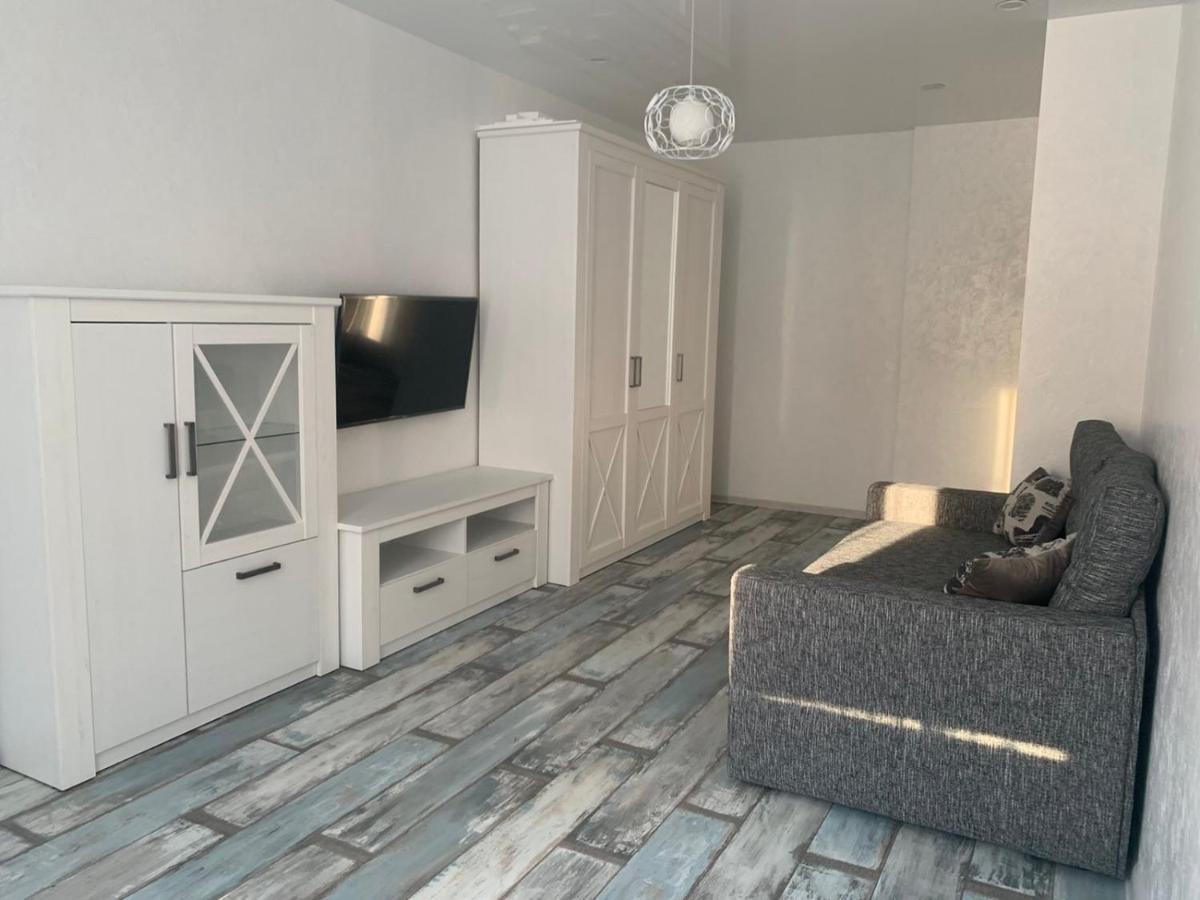 Квартира В Новострое Odessa Ngoại thất bức ảnh